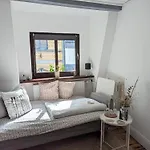 Apartment Iii Rhein Charme Gemütlichkeit, Style&geschichte Bei Katrin Und Familie Iii *