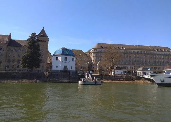 Iii Rhein Charme Gemuetlichkeit, Style & Geschichte Bei Katrin Und Familie Iii Koblenz (Rhineland-Palatinate)