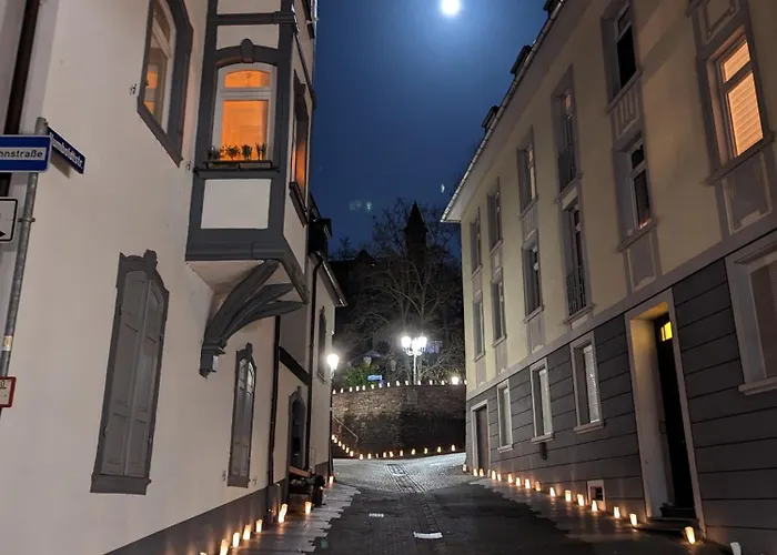 Iii Rhein Charme Gemuetlichkeit, Style & Geschichte Bei Katrin Und Familie Iii Appartement Koblenz (Rhineland-Palatinate)