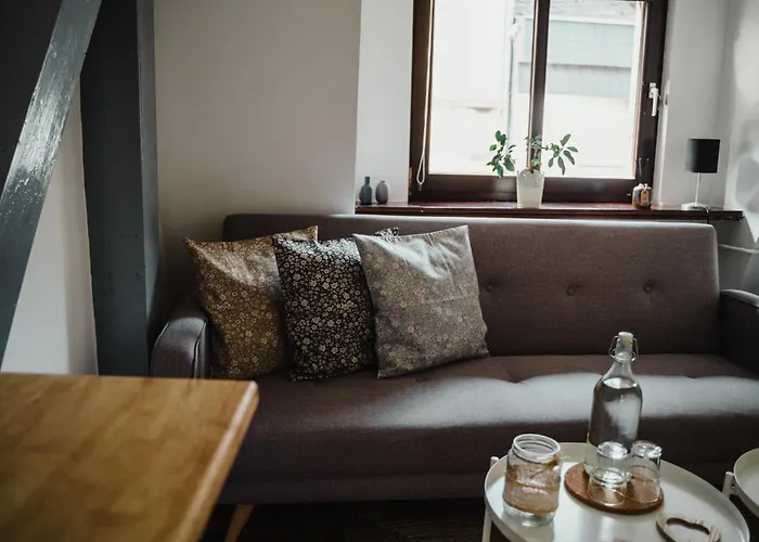 Iii Rhein Charme Gemuetlichkeit, Style & Geschichte Bei Katrin Und Familie Iii * Koblenz (Rhineland-Palatinate)