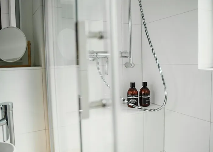 Iii Rhein Charme Gemuetlichkeit, Style & Geschichte Bei Katrin Und Familie Iii Koblenz (Rhineland-Palatinate)